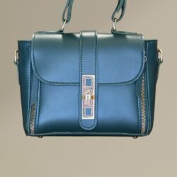 Timelsss Crossbody in Green