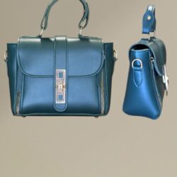 Timelsss Crossbody in Green - Image 4