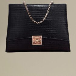LUXE in Black