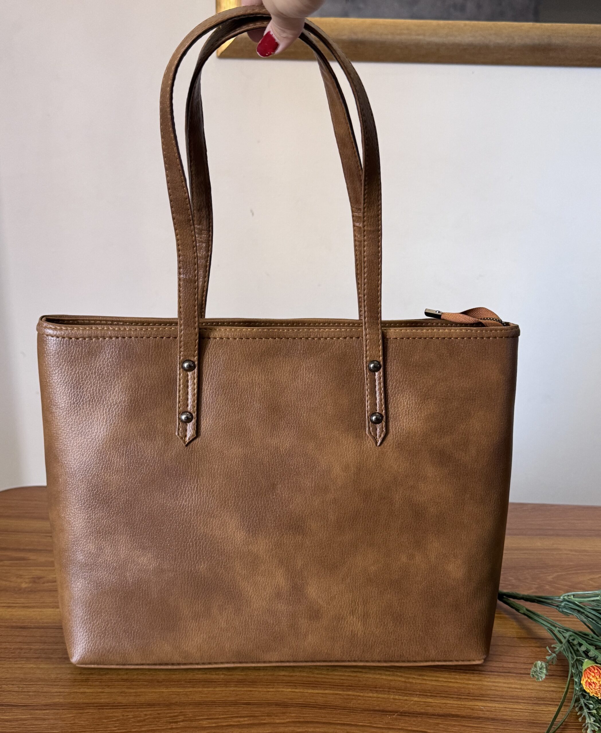"LAPTOP BAG'' (TAN)