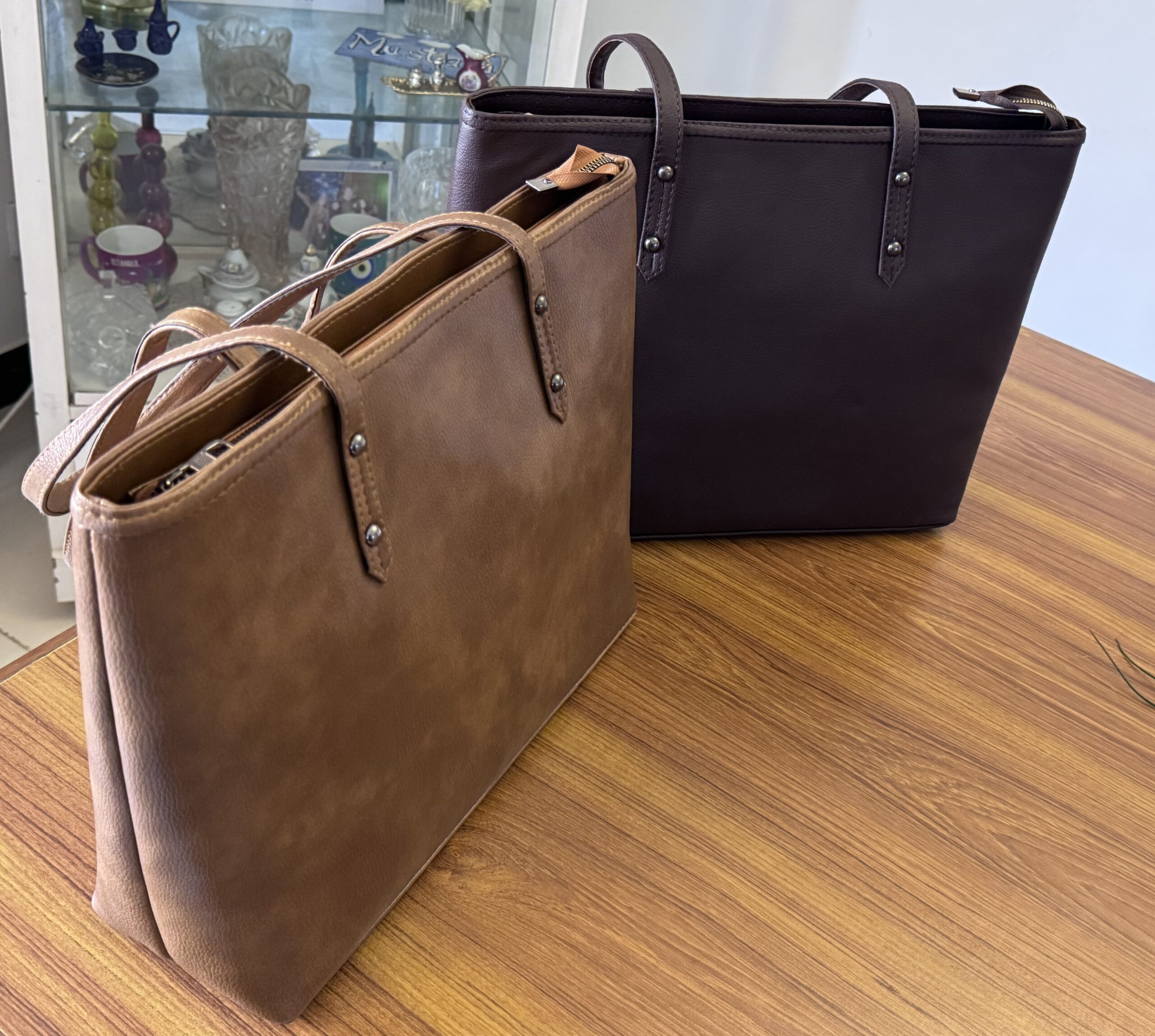 "LAPTOP BAG'' (DARK BROWN)